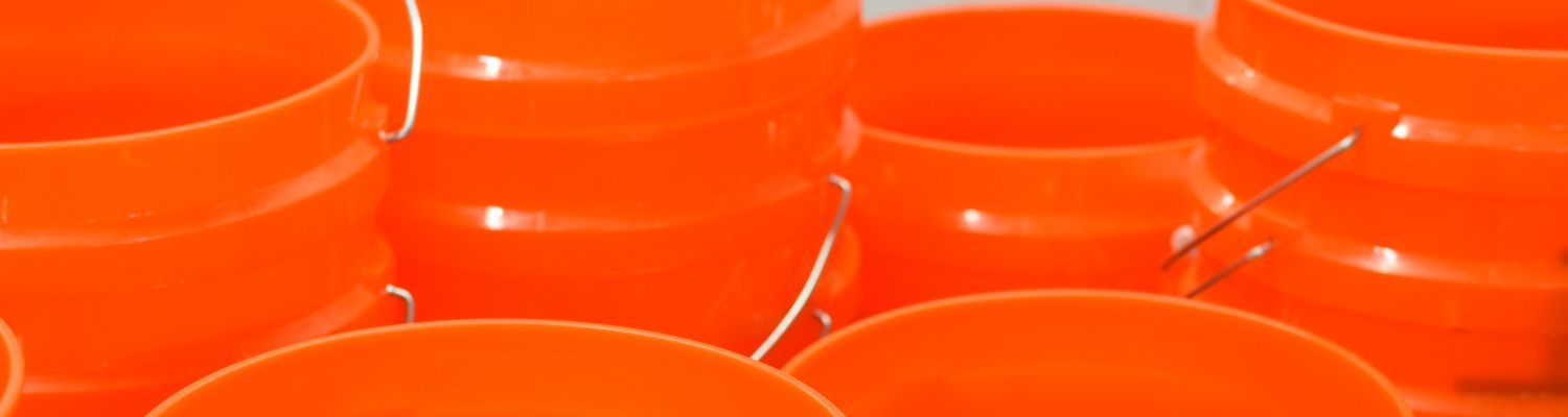 5 Gallon Bucket Dimensions - Height, Weight, Capacity, and FAQ