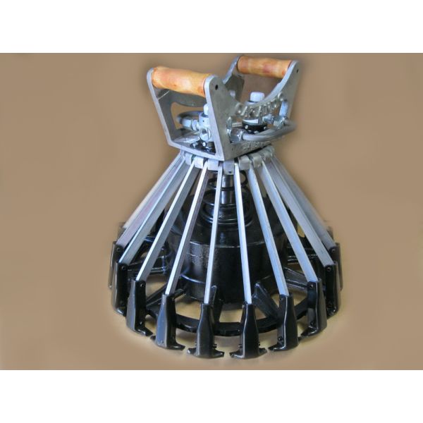 Air Operated 16 Lug Closing Tool UN Rated Pails