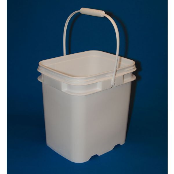4 Gallon EZ Stor® Plastic Container