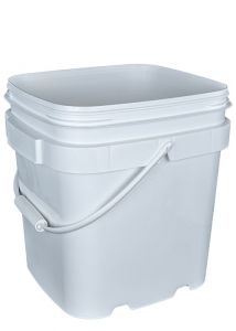 6 1/2 Gallon EZ Stor® Plastic Container With Handle