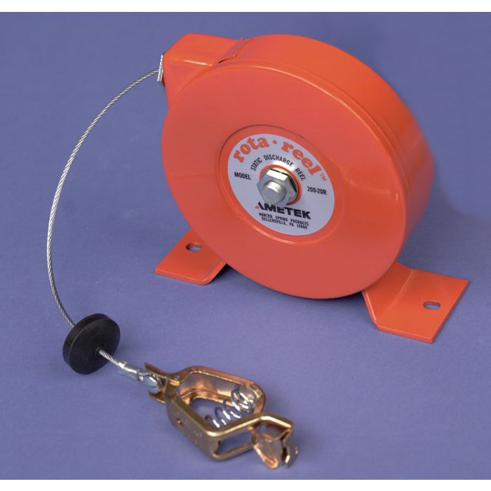 20 ft Retractable Cable With Alligator Clip Connector