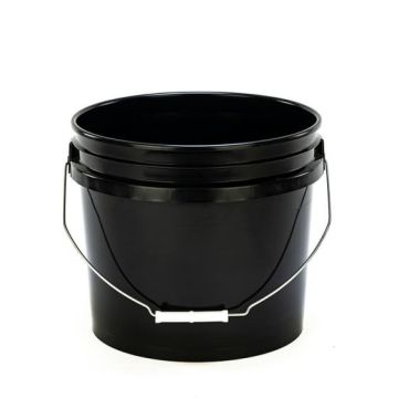3.5 gallon black pail