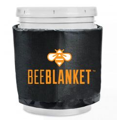 bee blanket GV on 5 gallon pail