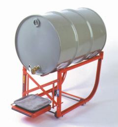 Drum Cradle With Tipping Lever - 2 1/2 Inch Inboard Polyolefin Wheels