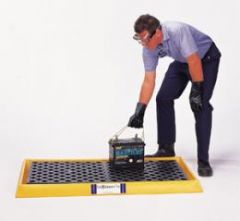 Poly Spill Tray With Grate