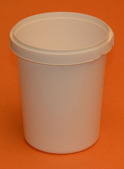 21114-001-01 32 ounce Round Plastic Container IPL Retail Series