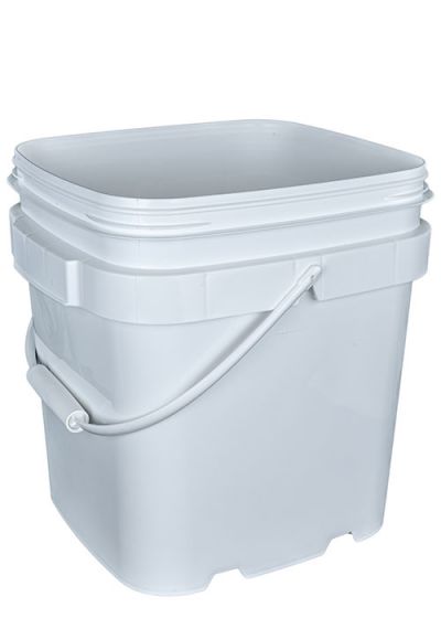 1/2 Gallon EZ Stor® Plastic Container
